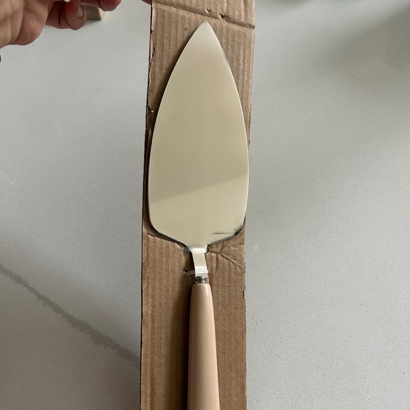 Pie Server in Taupe by Noon & Moon, New in Box - Picture 6 of 7